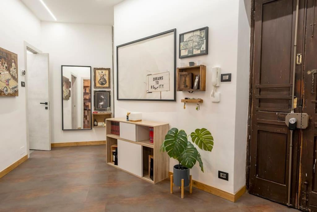 Centro E Musei - Autentico Urbano Apartament *